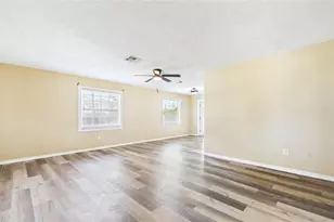 5029 Emerson Ave S, Saint Petersburg, FL 33707 - Photo 8