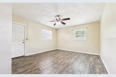 5029 Emerson Avenue S, Saint Petersburg, FL 33707 - Photo 26