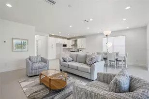 32565 Veneto Pl, Wesley Chapel, FL 33543 - Photo 4