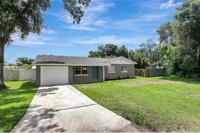 1002 N Bracewell Drive, Plant City, FL 33563 - Photo 2