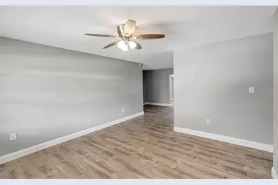 1002 N Bracewell Drive, Plant City, FL 33563 - Photo 8