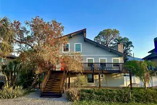 1718 Nevada Ave NE, Saint Petersburg, FL 33703 - Photo 1