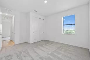 2739 Bebb Oak Dr, North Port, FL 34289 - Photo 4