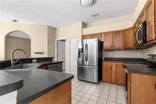 17715 Hampshire Oak Dr, Tampa, FL 33647 - Photo 16