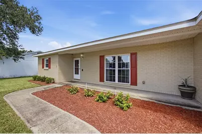 104 Mitchell Drive, Brandon, FL 33511 - Photo 2