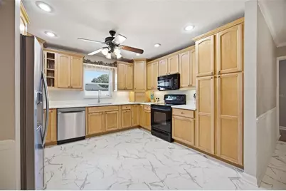 104 Mitchell Drive, Brandon, FL 33511 - Photo 12