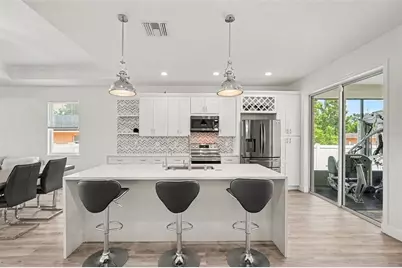 8307 N Gomez Avenue, Tampa, FL 33614 - Photo 10