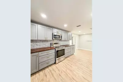 8648 78th Place, Seminole, FL 33777 - Photo 4