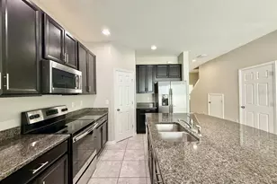 7123 Summer Holly Pl, Riverview, FL 33578 - Photo 8