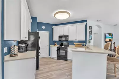 2451 Sifield Greens Way, Sun City Center, FL 33573 - Photo 8