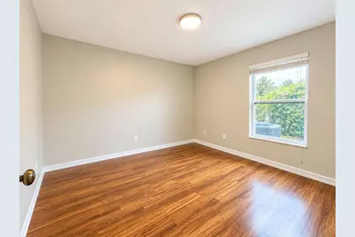 7035 Orkney Avenue N, Saint Petersburg, FL 33709 - Photo 12