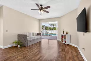 10007 Vista Pointe Dr, Tampa, FL 33635 - Photo 10