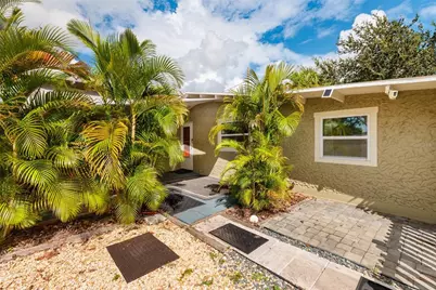 1903 30th Avenue N, Saint Petersburg, FL 33713 - Photo 8