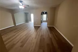 3803 Hampstead Ln, Lakeland, FL 33810 - Photo 2