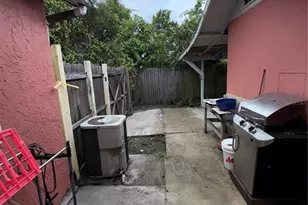 3811 E Crawford St, Tampa, FL 33604 - Photo 6