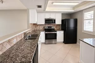 2900 Grovewood Blvd E, Palm Harbor, FL 34683 - Photo 6