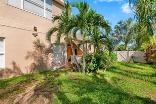 443 York Dale Dr, Ruskin, FL 33570 - Photo 32
