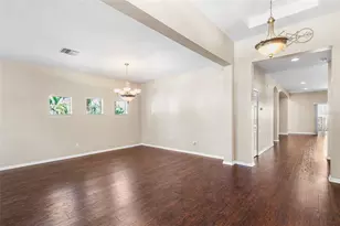 443 York Dale Dr, Ruskin, FL 33570 - Photo 4
