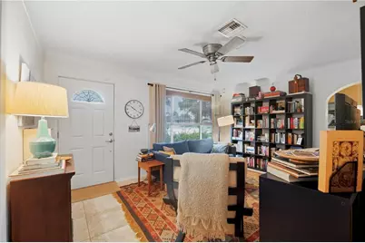 4559 24th Avenue N, Saint Petersburg, FL 33713 - Photo 2