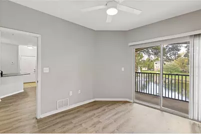 10105 Courtney Oaks Circle #203, Tampa, FL 33619 - Photo 4