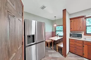 6075 Country Club Rd, Zephyrhills, FL 33544 - Photo 28