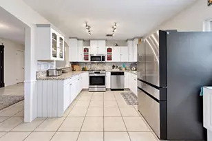 11004 Riverview Dr, Riverview, FL 33578 - Photo 24