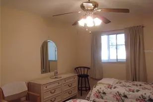 8525 111th St, Seminole, FL 33772 - Photo 16