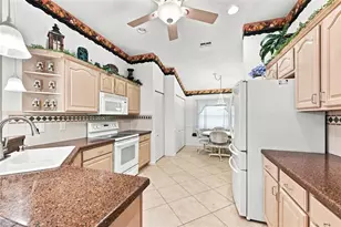 1248 Corinth Greens Dr, Sun City Center, FL 33573 - Photo 10