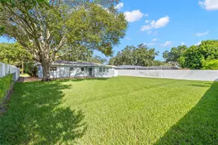 1653 S Evergreen Ave, Clearwater, FL 33756 - Photo 22