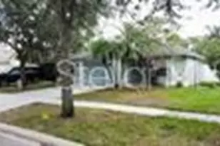 5722 Tanagerlake Rd, Lithia, FL 33547 - Photo 2