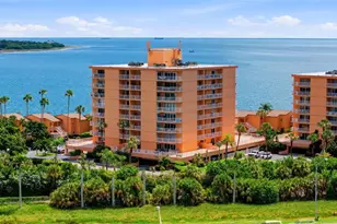 7430 Sunshine Skyway Ln S, Saint Petersburg, FL 33711 - Photo 2