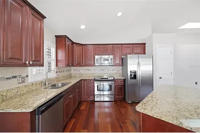 13418 Sunvale Place, Tampa, FL 33626 - Photo 10