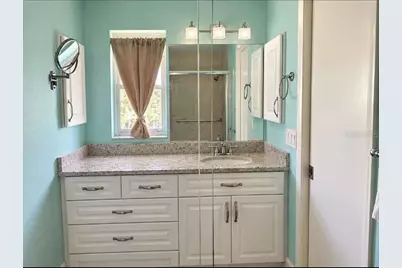 5624 Palm Aire Drive #V105, Sarasota, FL 34243 - Photo 12