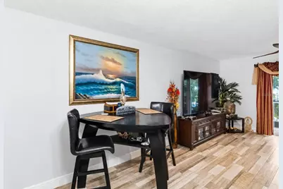 704 Oakgrove Drive #226D, Brandon, FL 33510 - Photo 8