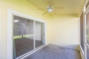 35224 Whispering Pines Dr, Zephyrhills, FL 33541 - Photo 40