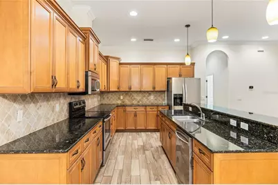 4117 Woodacre Lane, Tampa, FL 33624 - Photo 14