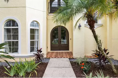 4117 Woodacre Lane, Tampa, FL 33624 - Photo 2