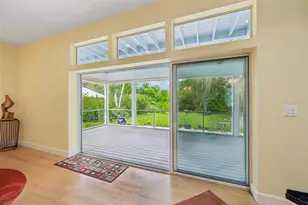 817 Oak Vista Dr, Sarasota, FL 34232 - Photo 6