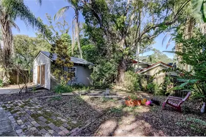 1004 E Crenshaw Street, Tampa, FL 33604 - Photo 8