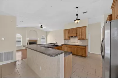 4404 Kendal Court, Valrico, FL 33596 - Photo 10