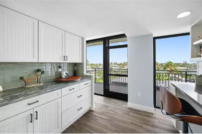 7650 Bayshore Drive #406, Treasure Island, FL 33706 - Photo 16
