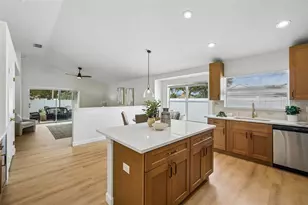 24514 Volterra Ct, Lutz, FL 33559 - Photo 6