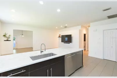 6426 31st Street S, Saint Petersburg, FL 33712 - Photo 10