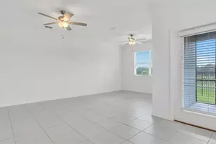 7002 Ripple Pond Loop, Zephyrhills, FL 33541 - Photo 12