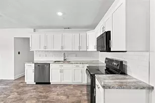4107 W Wyoming Ave, Tampa, FL 33616 - Photo 8