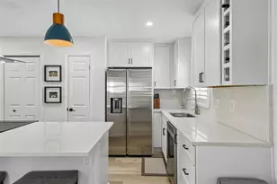 9001 Bay St NE, Saint Petersburg, FL 33702 - Photo 10