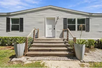 6814 Founders Street, Zephyrhills, FL 33542 - Photo 2