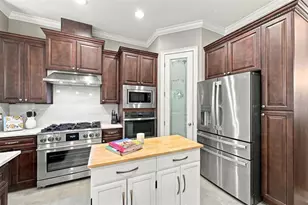 510 Creekside Ct, Safety Harbor, FL 34695 - Photo 12