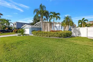 1114 2nd Ave S, Tierra Verde, FL 33715 - Photo 4