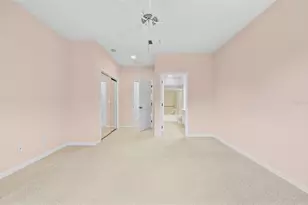 10647 Whittington Ct, Largo, FL 33773 - Photo 34